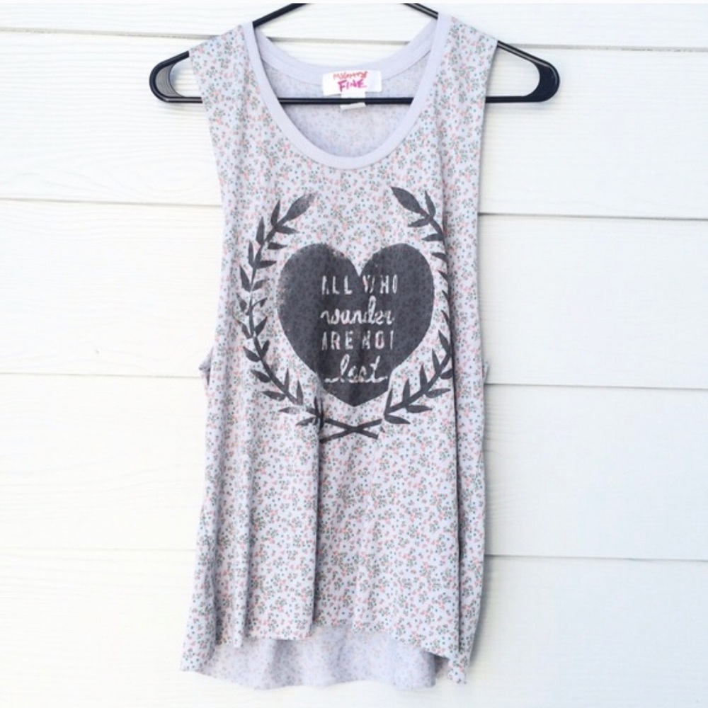 graphic floral muscle- tee